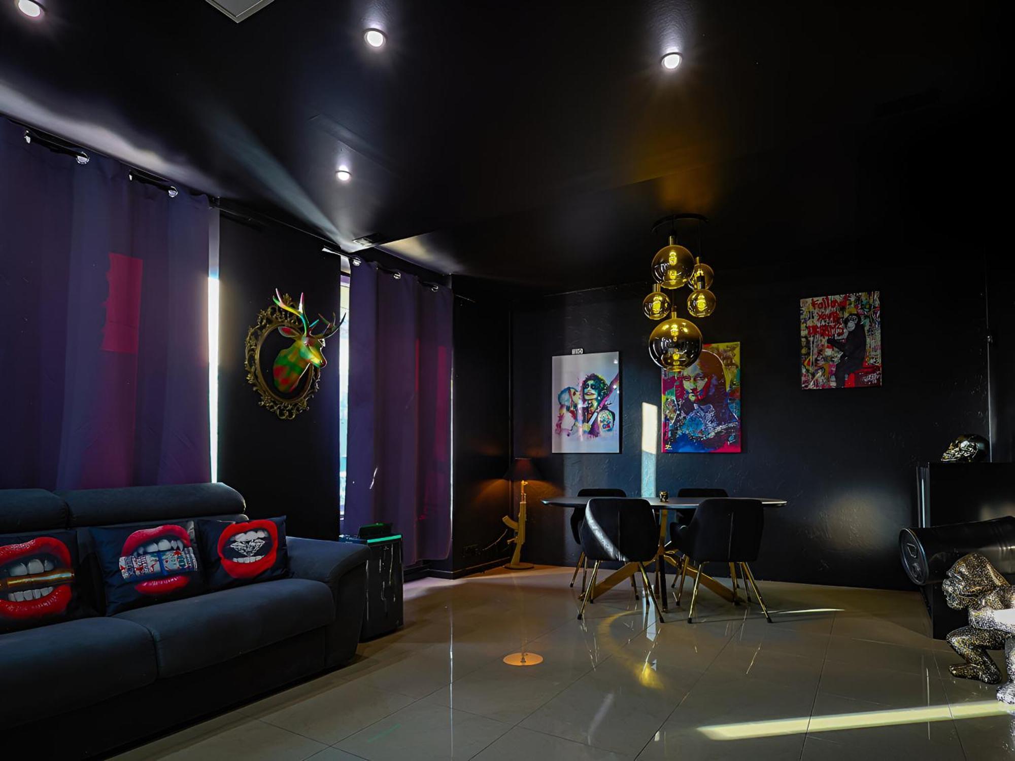 Appartement Pop Art - Asterix,Cdg,Chantilly,Disney ラ・シャペル・アン・セルヴァル エクステリア 写真