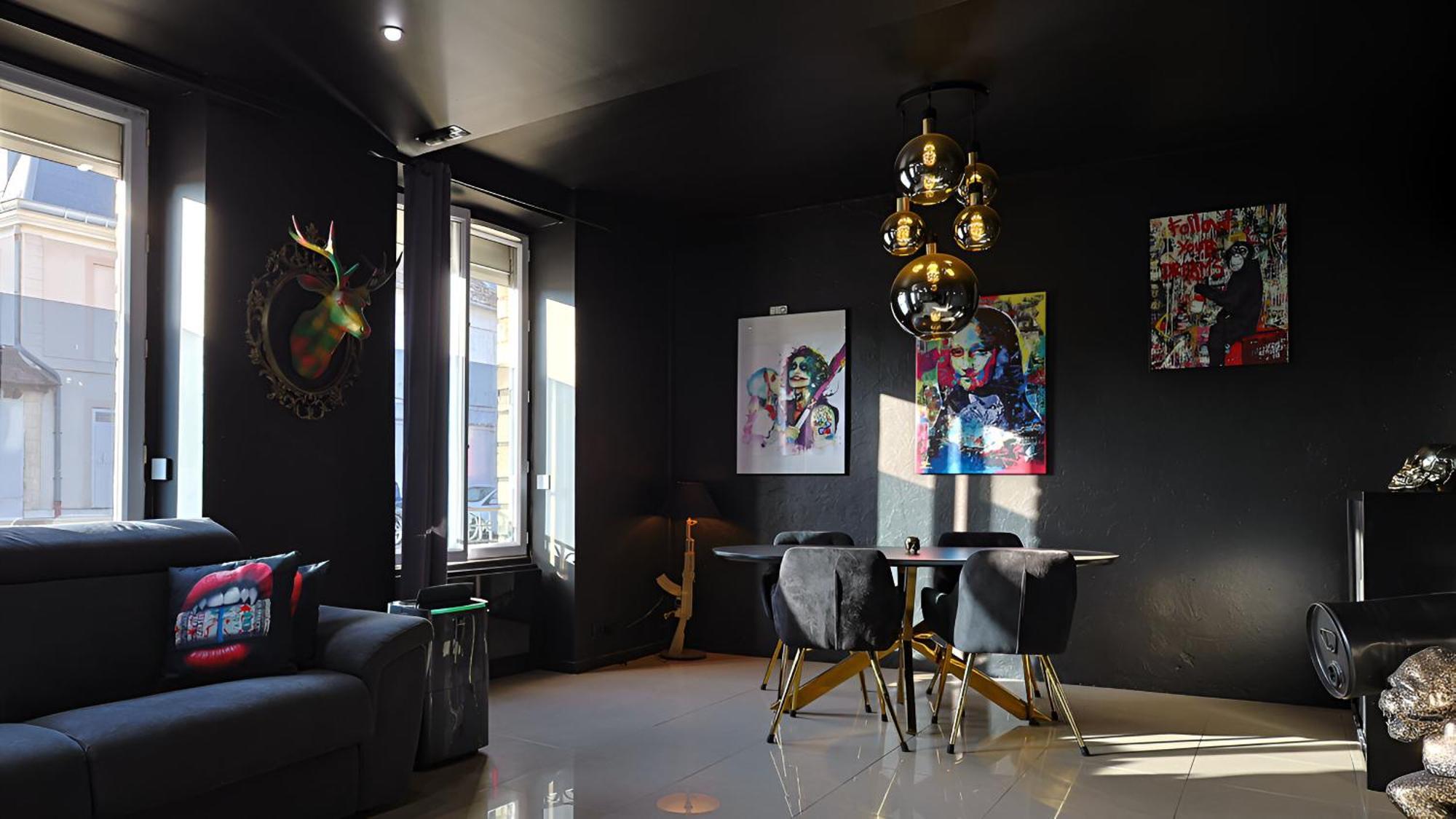 Appartement Pop Art - Asterix,Cdg,Chantilly,Disney ラ・シャペル・アン・セルヴァル エクステリア 写真