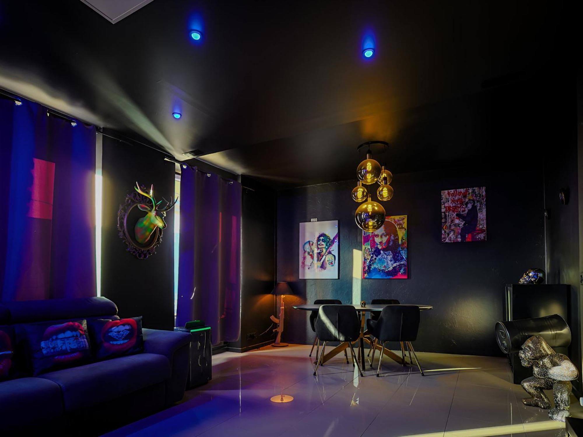 Appartement Pop Art - Asterix,Cdg,Chantilly,Disney ラ・シャペル・アン・セルヴァル エクステリア 写真