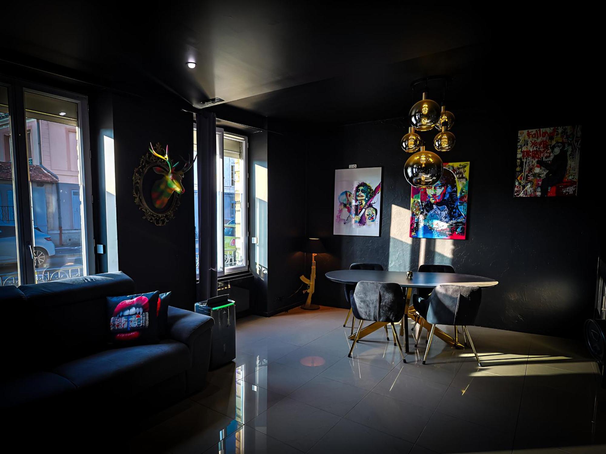 Appartement Pop Art - Asterix,Cdg,Chantilly,Disney ラ・シャペル・アン・セルヴァル エクステリア 写真