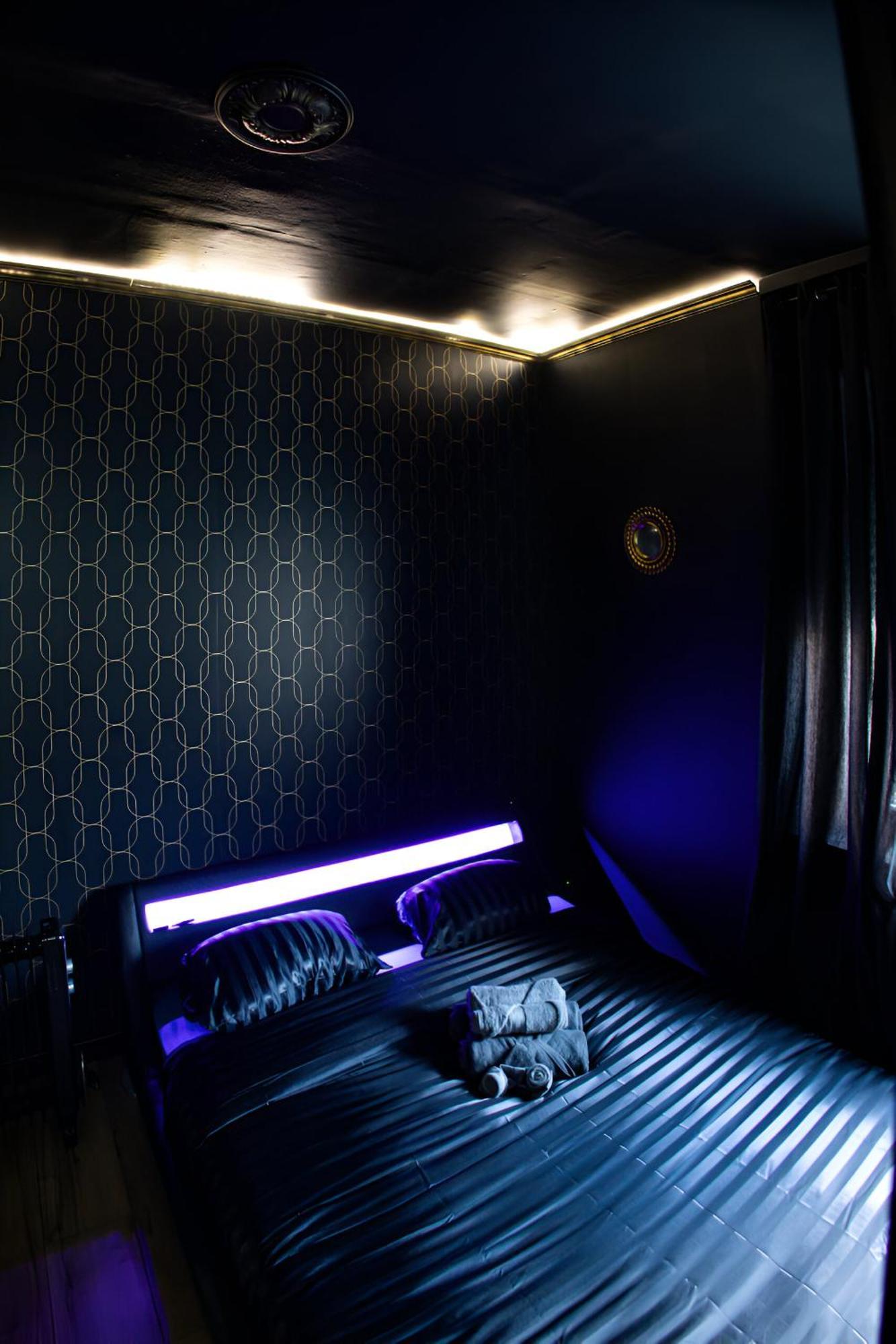 Appartement Pop Art - Asterix,Cdg,Chantilly,Disney ラ・シャペル・アン・セルヴァル エクステリア 写真